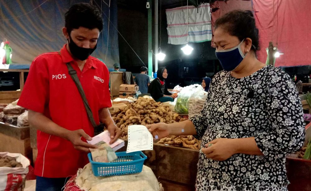 Kedisiplinan para pedagang PIOS dalam menerapkan protokol kesehatan