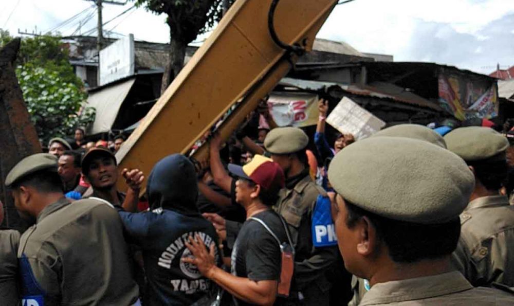 Pembongkaran Pasar di Bekas Stasiun Ponorogo Dihadang Pedagang