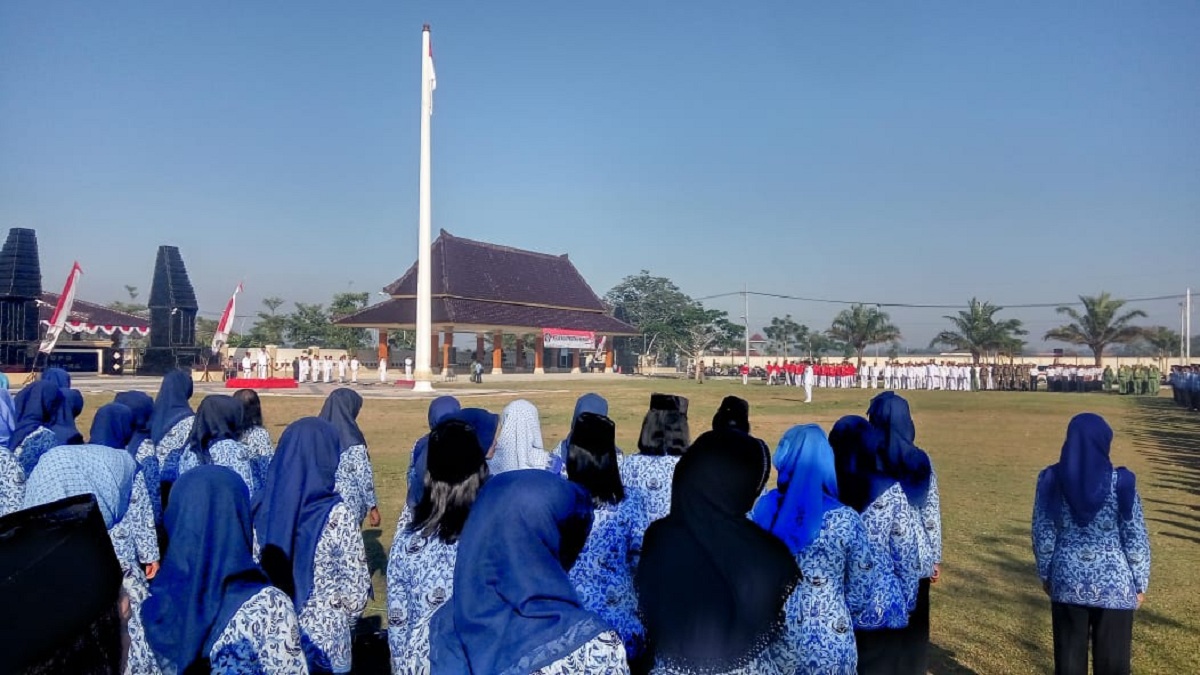 Para pegawai negeri sipil