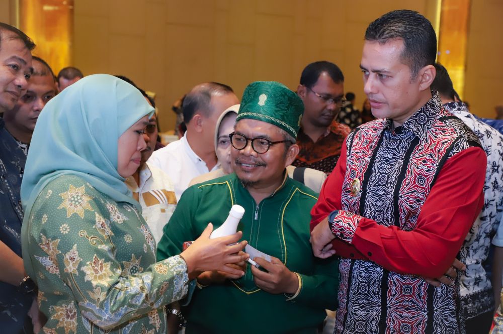 Gubernur Khofifah dan Wagub Sumatera Utara, Musa Rajeksakh