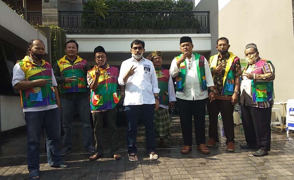 Komunitas Jagal Sapi Surabaya menyatakan dukungannya untuk Machfud Arifin-Mujiaman