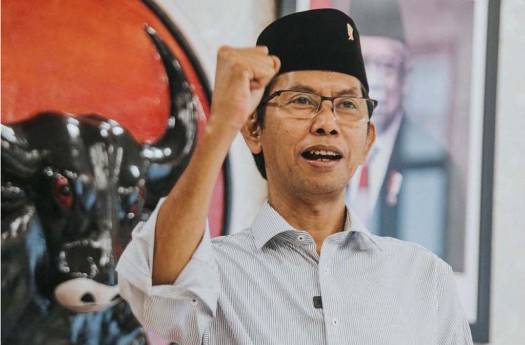 Ketua DPRD Kota Surabaya, Adi Sutarwijono