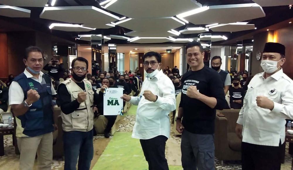 Para Rohaniawan Surabaya (Pros) menggelar deklarasi memenangkan Calon Wali Kota Surabaya Irjen Pol (Purn) Machfud Arifin
