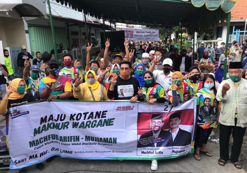 Ketua RT-RW Berlomba-lomba Menangkan Machfud Arifin-Mujiaman