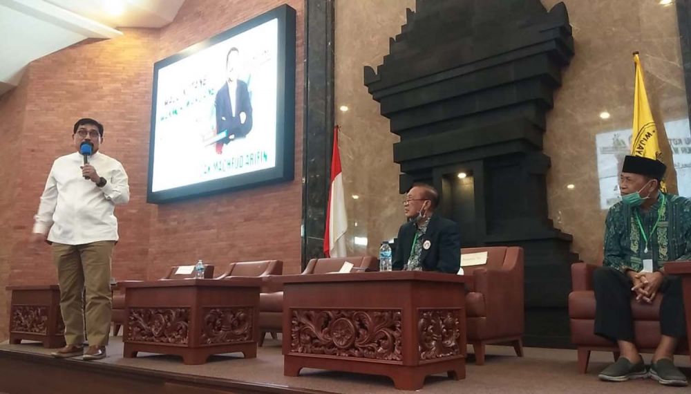 Calon Wali Kota Surabaya memaparkan 'obat' untuk menyelesaikan polemik surat ijo di Surabaya