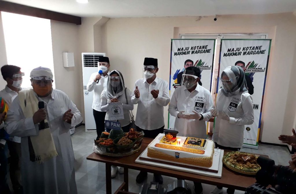 Momen Haru Machfud Arifin: Ziarah, Ulang Tahun hingga Daftar ke KPU