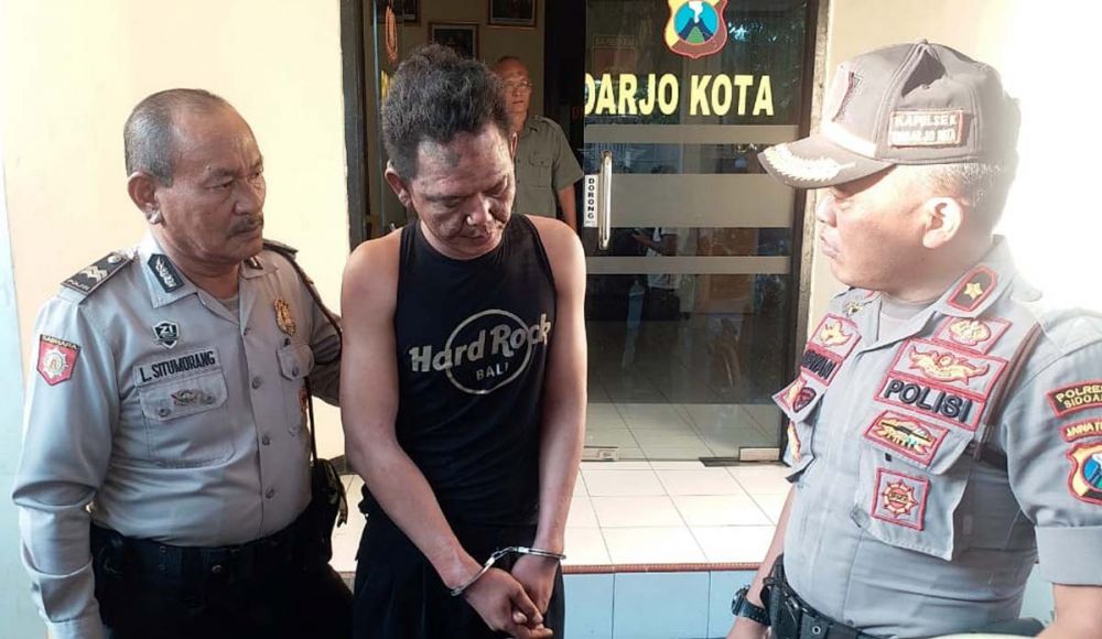 Harianto (tengah) pelaku tabrak lari yang ternyata pencuri kotak amal musala