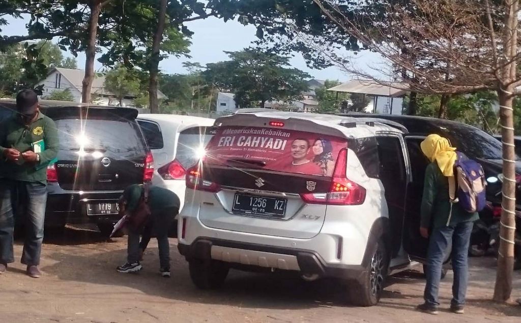 Mobil Tim SSC 2020 yang terangkap LIRA di Wiyung, Surabaya (Foto-foto: DPD LIRA Surabaya)
