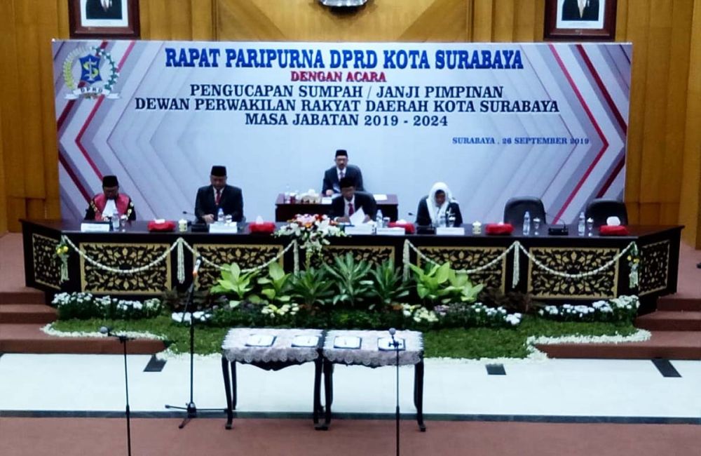 Pimpinan DPRD Surabaya Periode 2019-2024 Dilantik
