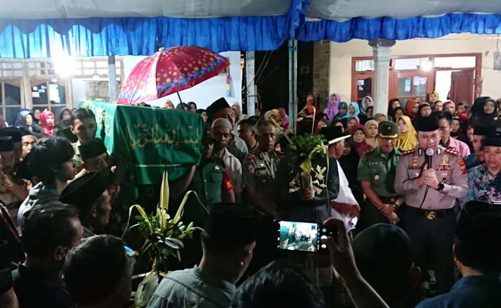 Proses pemakaman jenazah Ilyas, TKI asal Trenggalek yang jadi korban pembunuhan di Malaysia