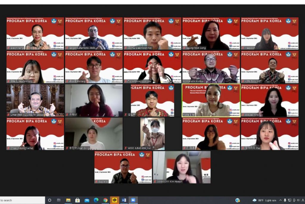 Pembukaan kuliah virtual BIPA semester genap tahun ajaran 2021 untuk mahasiswa HUFS, Senin (6/9) - Foto: Dokumentasi KBRI Seoul