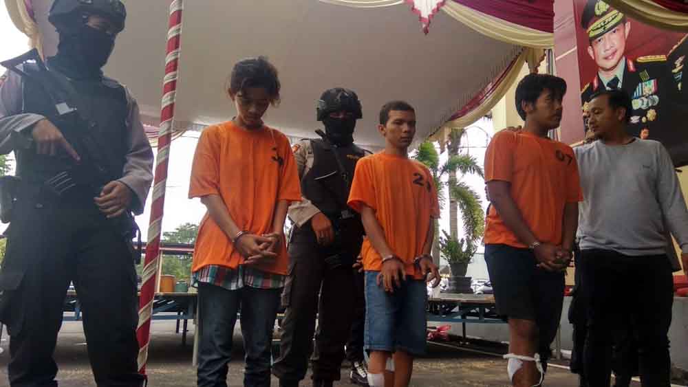 Ketiga pelaku penusukan sopir Grab tertangkap oleh Polres Mojokerto