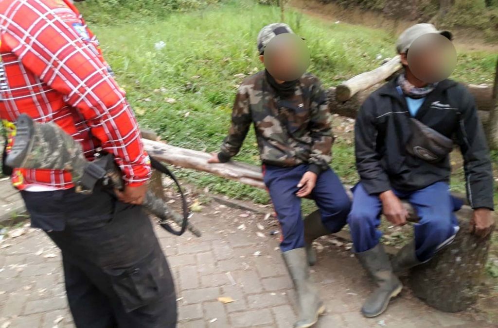 Dua Pemburu Satwa di Lereng Gunung Arjuno Diamankan