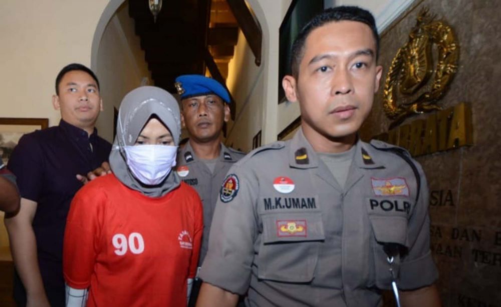 Penahanan Ditangguhkan, Penghina Wali Kota Risma Dipulangkan Hari ini