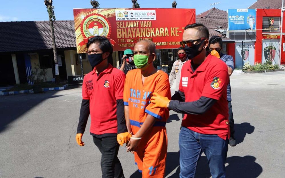 Bermodal Video TikTok dan Permen, Kakek di Surabaya Cabuli Empat Anak