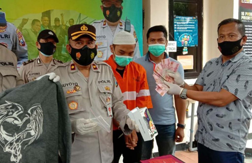 Kamera CCTV ini Bikin Pencuri HP Masuk Bui