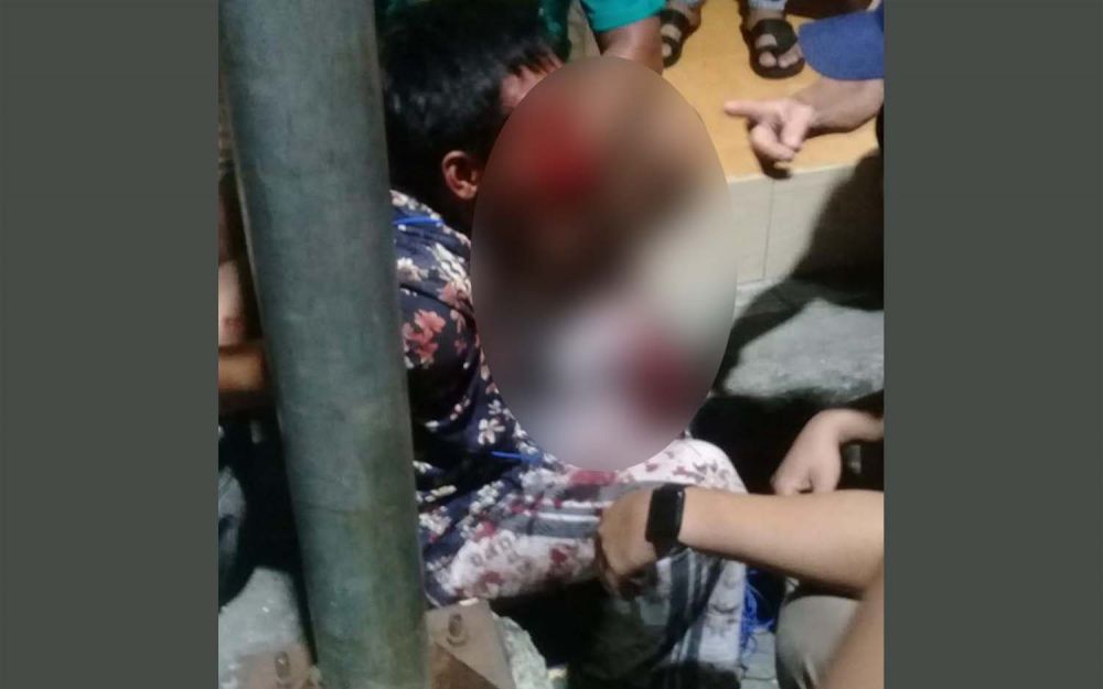 Pelaku pencurian motor saat diamankan warga di sekitar Pasar Setro, Tambaksari, Surabaya