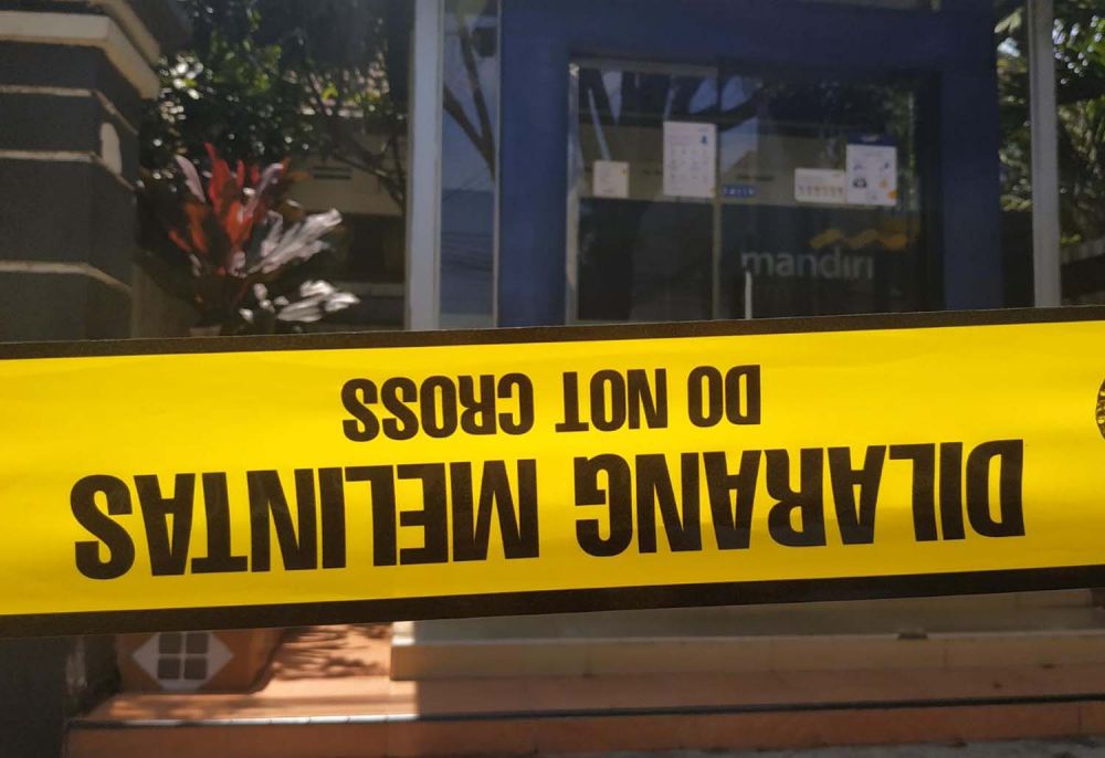 Penembakan Bilik ATM Bank Mandiri di Kota Malang, Perampokan?