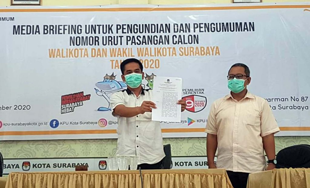 KPU Surabaya menetapkan Machfud Arifin-Mujiaman dan Eri Cahyadi-Armudji jadi paslon