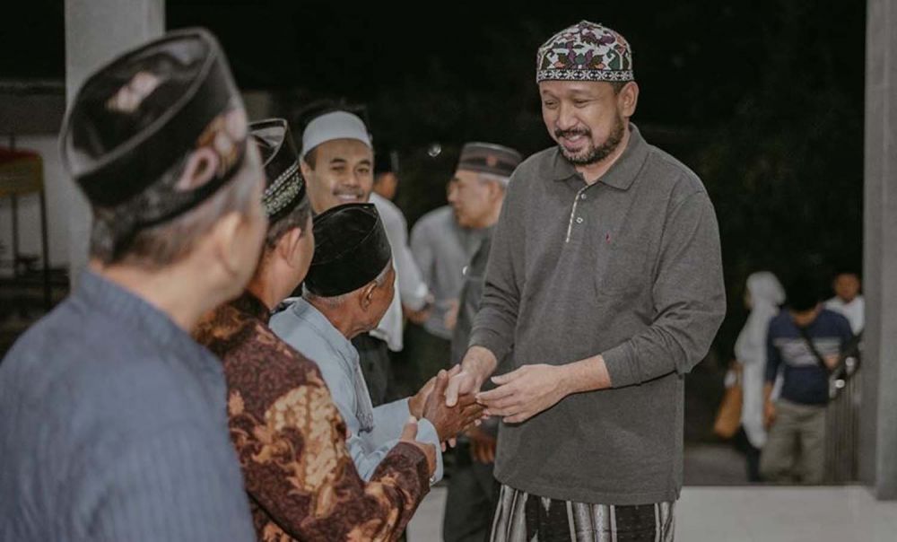 Bupati Ipong Muchlissoni dalam sebuah acara tabligh akbar di Ponorogo
