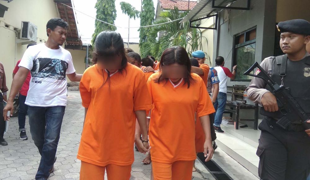 Dua perempuan di antara 35 pengedar narkoba yang ditangkap Satresnarkoba Polres Mojokerto Kota