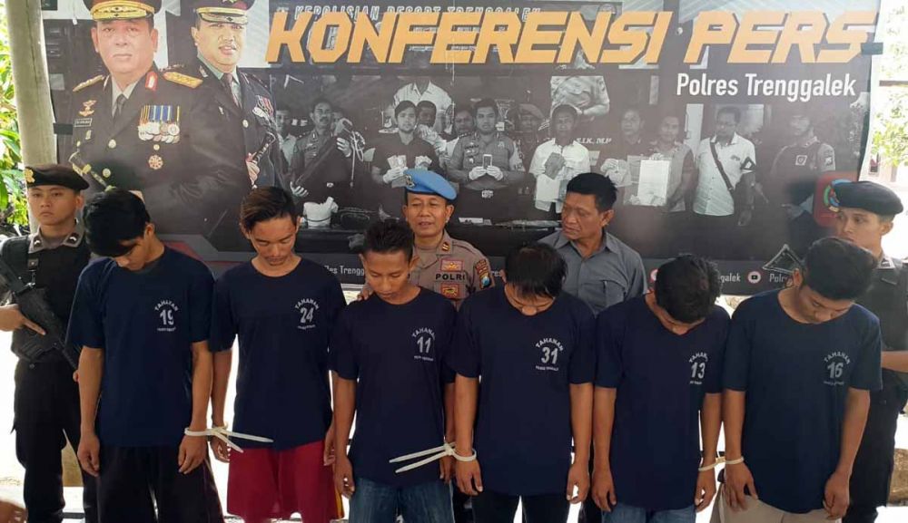 Para pelaku pengeroyokan diamankan di Mapolres Trenggalek
