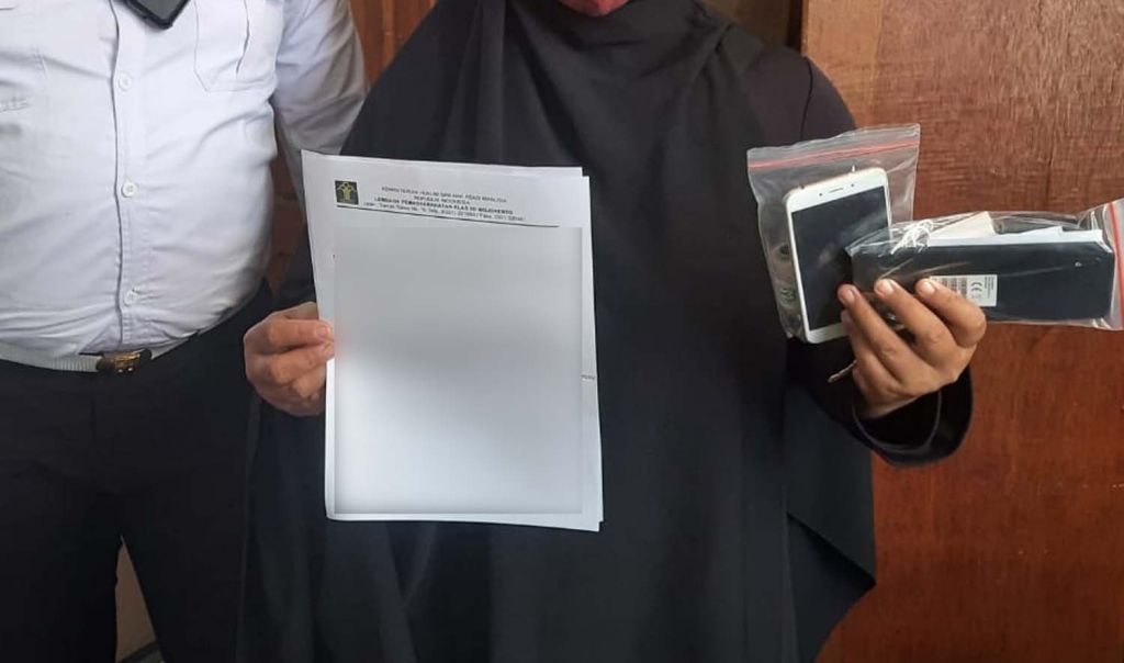 Dua smartphone gagal diselundupkan ke Lapas Mojokerto