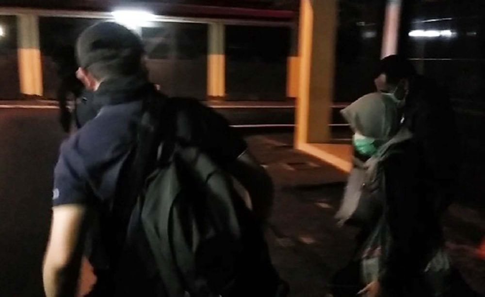 Penampakan Bupati Saiful Ilah di Mapolda Jatim saat Diperiksa KPK