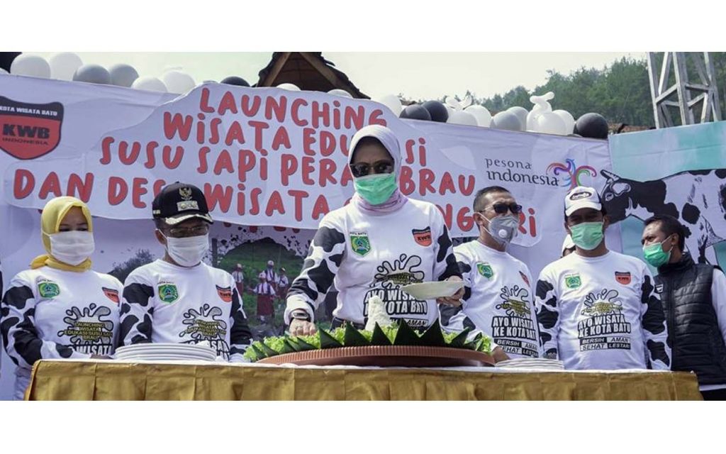 Peresmian wisata edukasi susu Brau di Dusun Brau, Desa Gunungsari, Kecamatan Bumiaji, Kota Batu