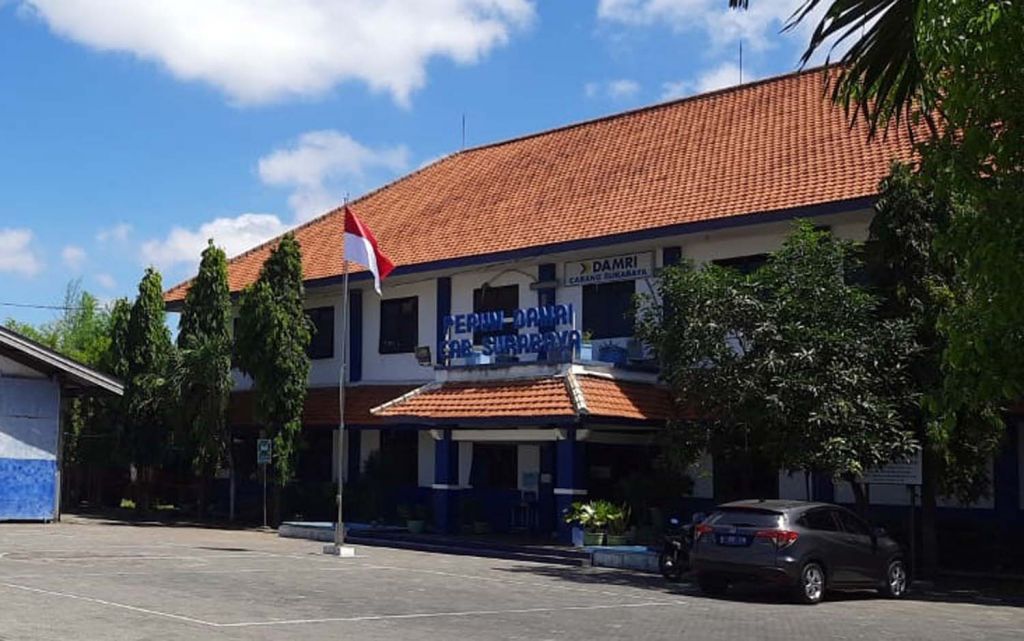 Karyawan di Surabaya Tuntut Pelunasan Gaji, Begini Respon Damri