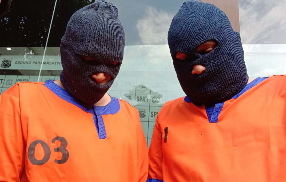 Dua polisi gadungan asal Surabaya ditangkap di Gresik