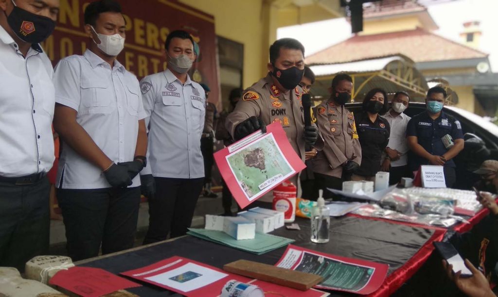 Orok Bayi yang Dikuburkan di Mojokerto Korban Aborsi, Ini Pelakunya
