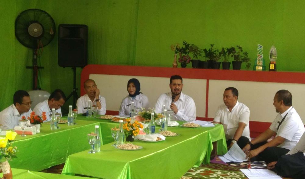 Wali Kota Probolinggo Hadi Zainal Abidin (tiga dari kanan)