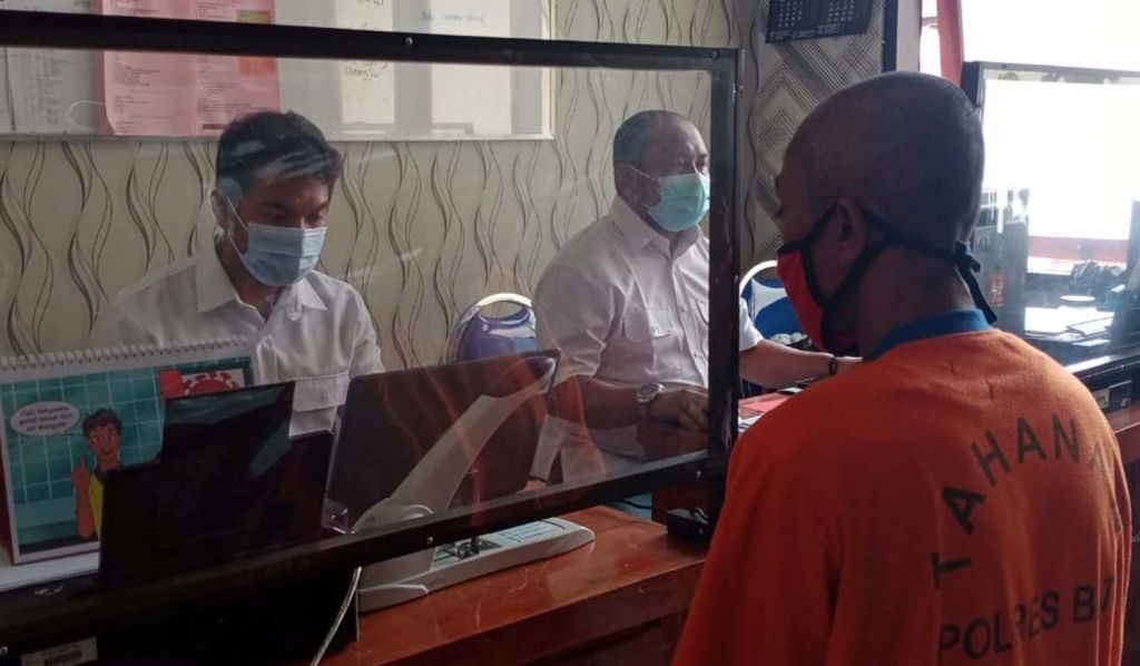 Pria yang cabuli anak tirinya diperiksa Penyidik Satreskrim Polres Batu