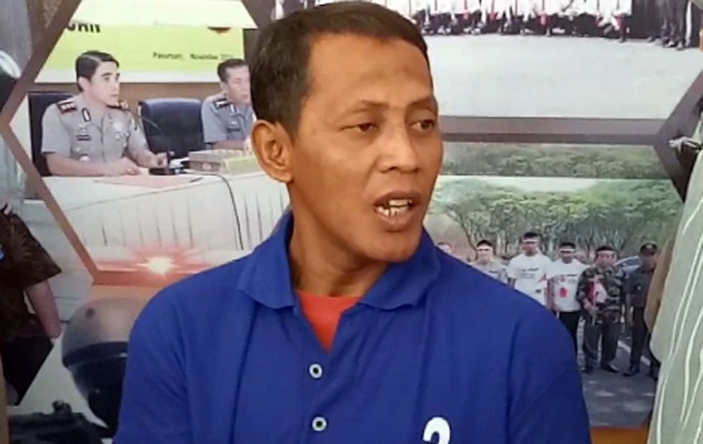 Mustofa alias Muzdalifa, pria yang menculik, menyekap dan mencabuli pelajar diamankan di Mapolres Pasuruan