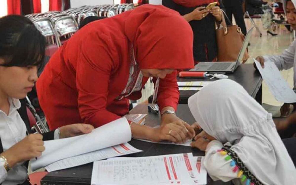 Hore, Program Uang Saku Pelajar di Banyuwangi Dilanjutkan