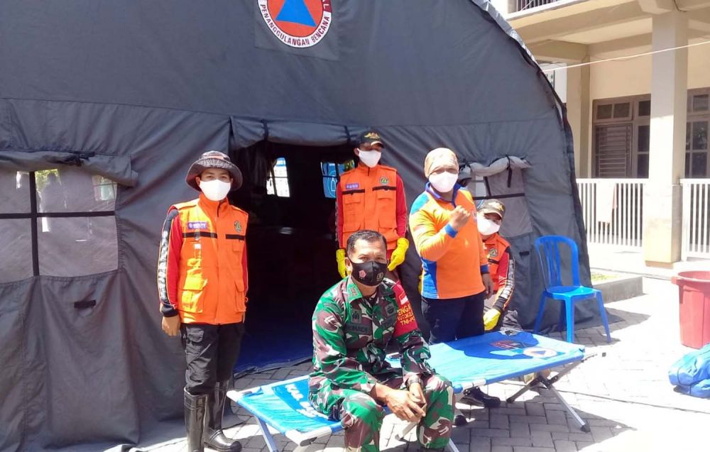 Rumah sakit (RS) mini yang didirikan di Ponpes Darussalam Blokagung, Banyuwangi