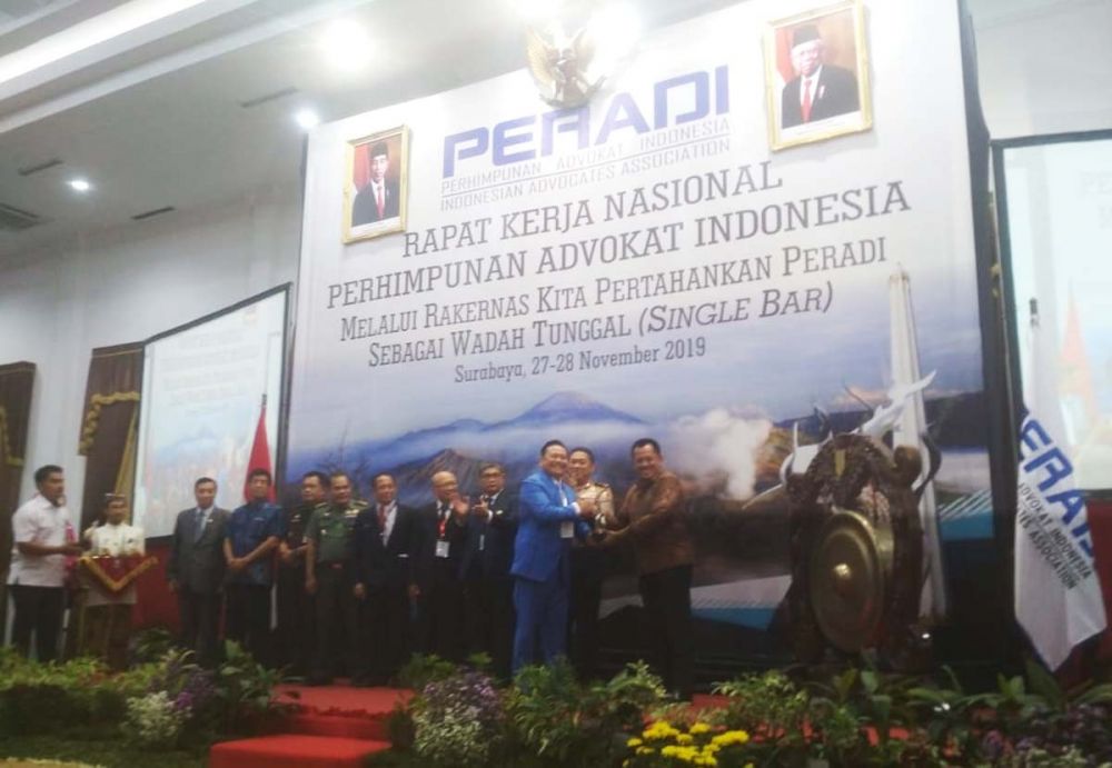 Pembukaan Rakernas Peradi di Gedung Negara Grahasi, Surabaya