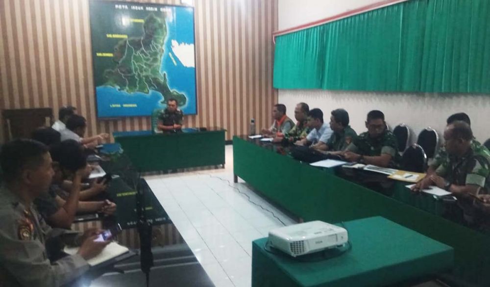 Rapat koordinasi Satgas Tanggap Darurat kebakaran kawasan Gunung Ijen