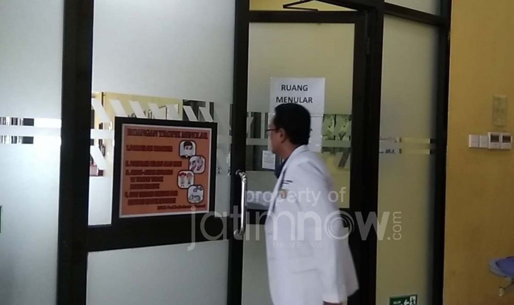 Empat PDP Corona diisolasi di RSUD Prof dr Soekandar, Kecamatan Mojosari, Kabupaten Mojokerto (Foto: Achmad Supriyadi/jatimnow.com)