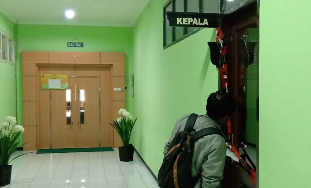 Baru Ditempati 10 Hari, Ruang Kerja Kakanwil Kemenag Jatim Disegel KPK