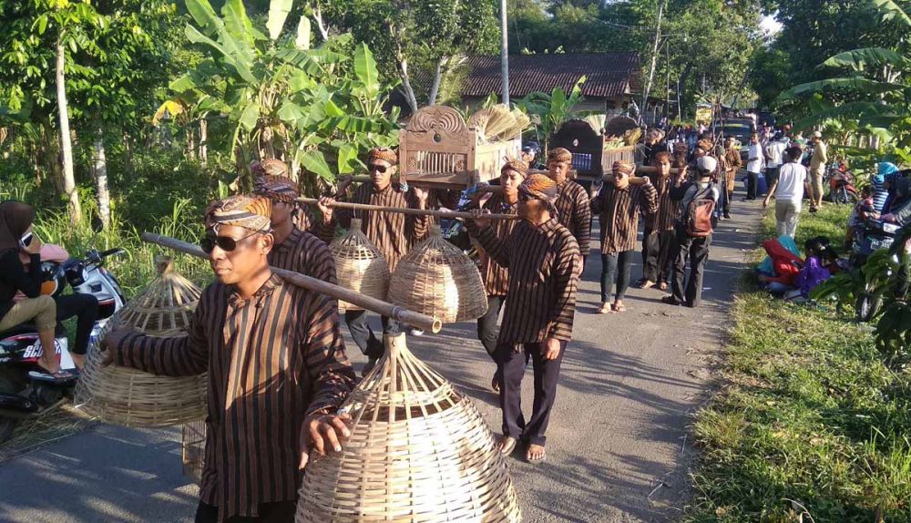 Festival Gunung Budeg di Desa Tanggung, Kecamatan Campurdarat, Kabupaten Tulungagung 