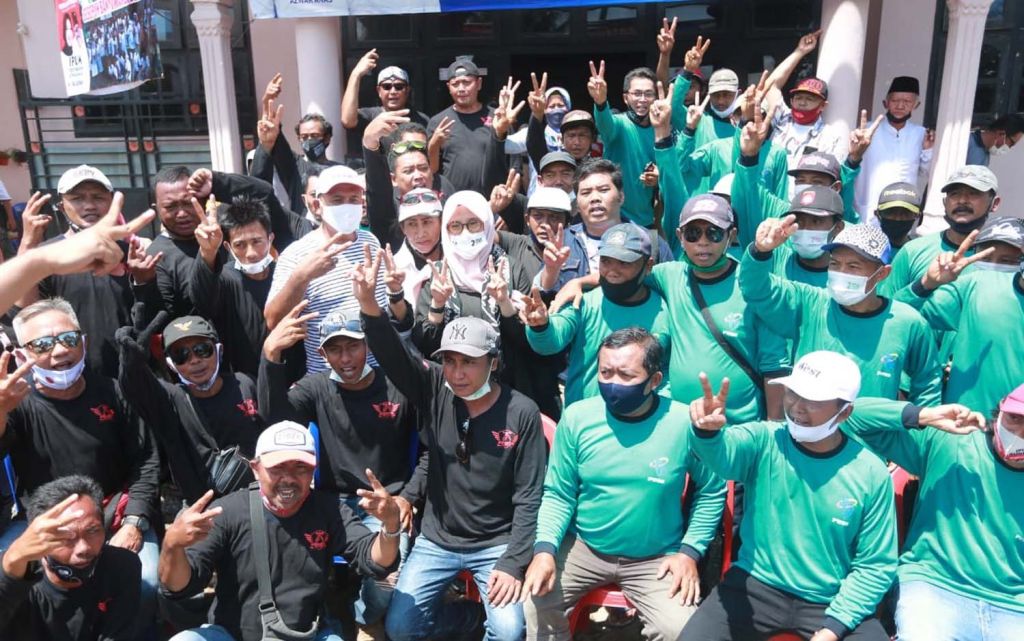 Sesepuh Banyuwangi Bersatu (SBR) alihkan dukungan ke Ipuk-Sugirah
