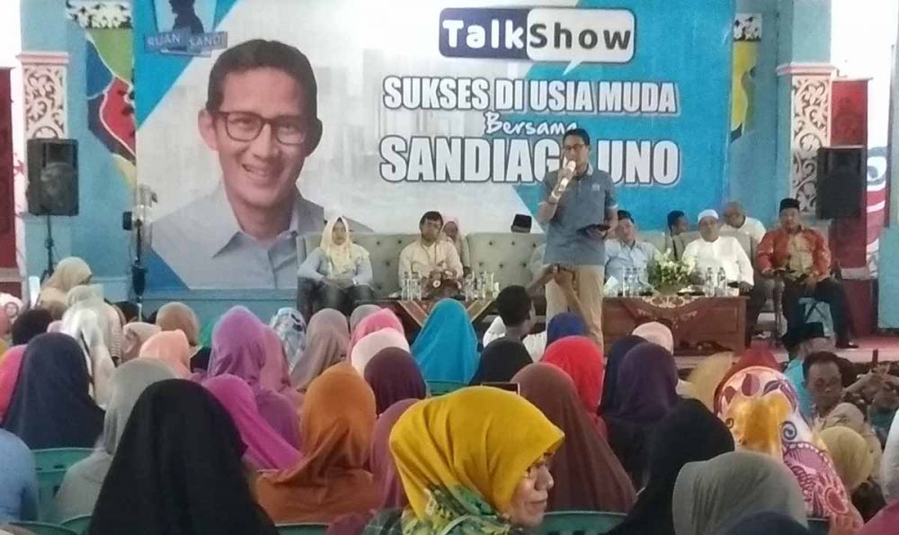 Sandiaga Uno dalam talk show di Aula Hotel Pondok Wina, Banyuwangi