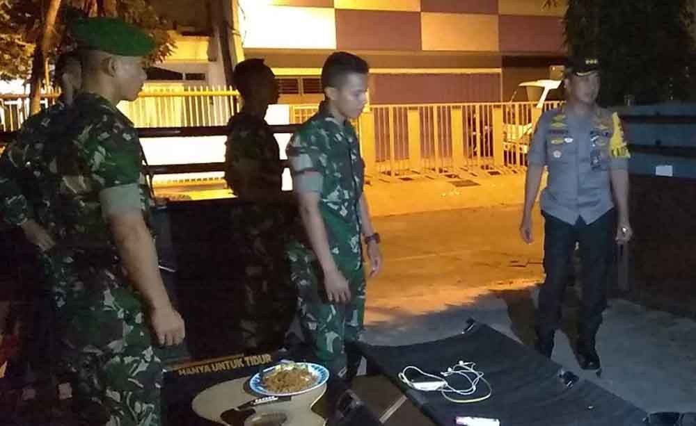 Kapolrestabes Surabaya lakukan patroli