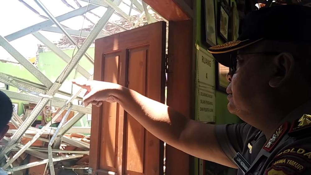 Ada ASN Berpotensi Tersangka dalam Kasus Ambruknya Atap SDN Gentong