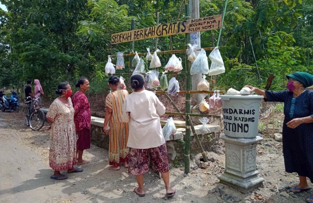 Sedekah Gratis untuk Warga Terdampak Covid 19 Menjamur di Ponorogo