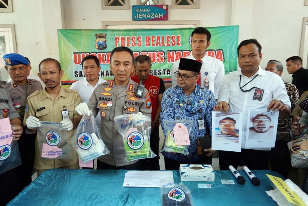 Jejak Dua Orang Sindikat Narkoba yang Ditembak Mati di Surabaya