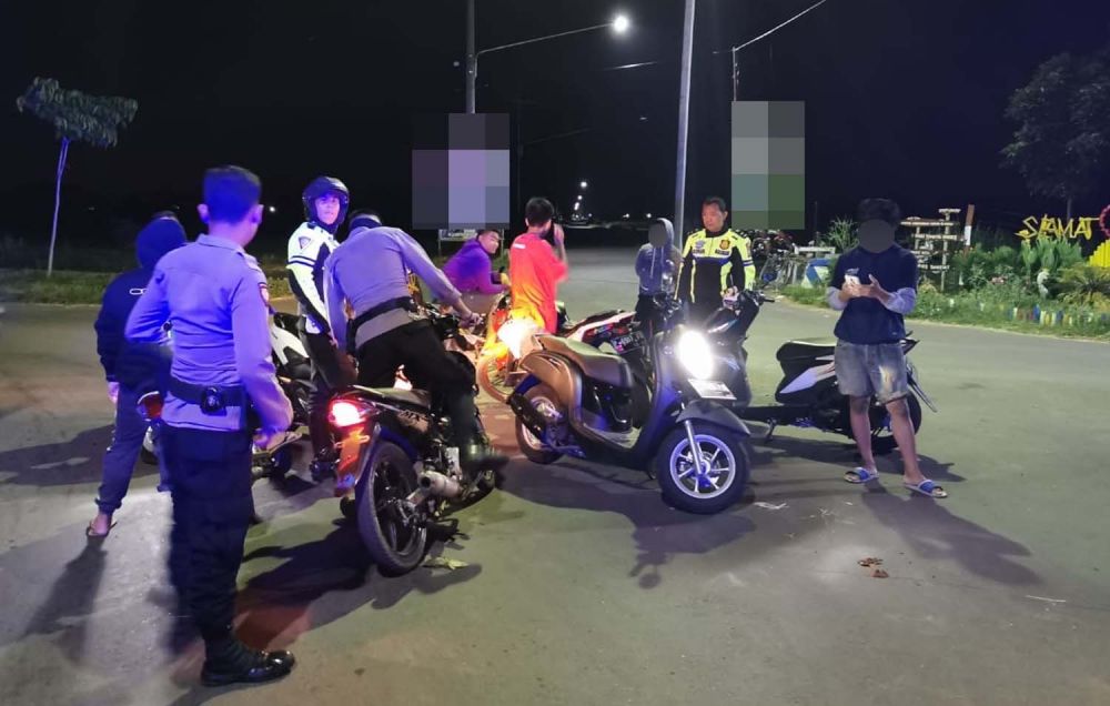 Motor-motor yang dipakai untuk balap liar disita ke Mapolres Situbondo (Foto-foto: Istimewa)