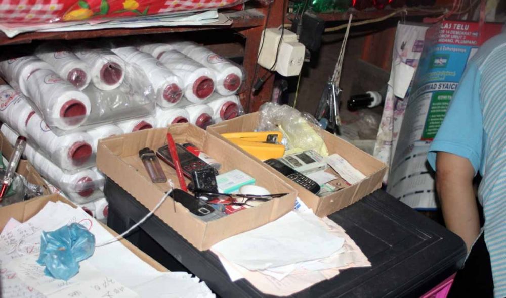 Selain membunuh suami istri pemilik toko di Tuban, para perampok juga merampas harta milik korban 